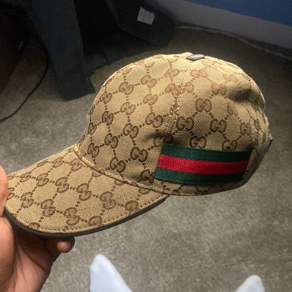 Gucci Hat.
